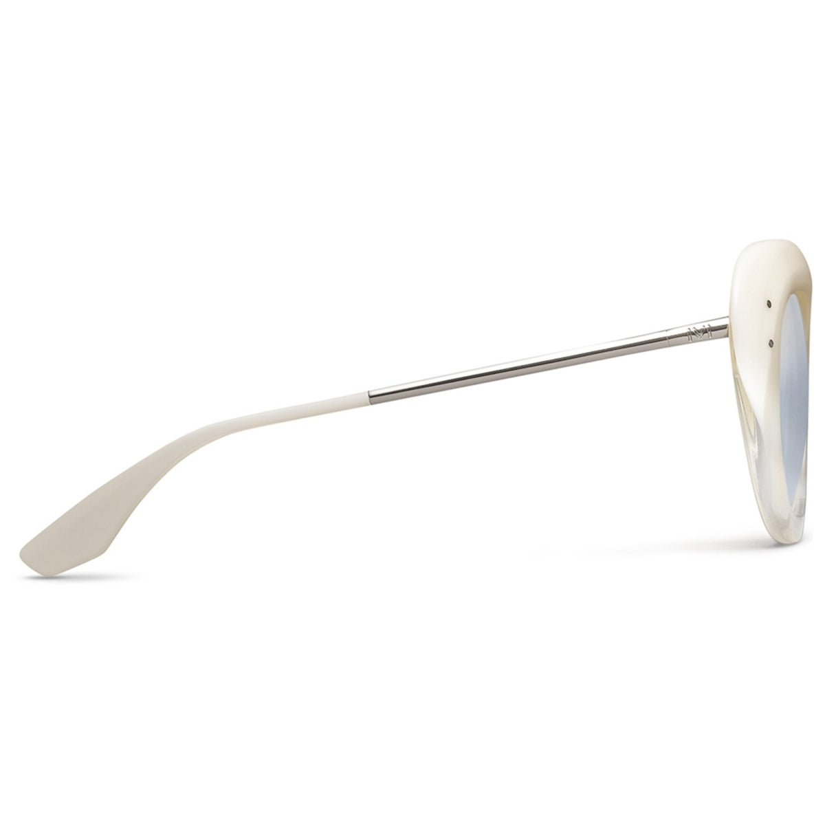 Faye Ivory Fade - Chrome